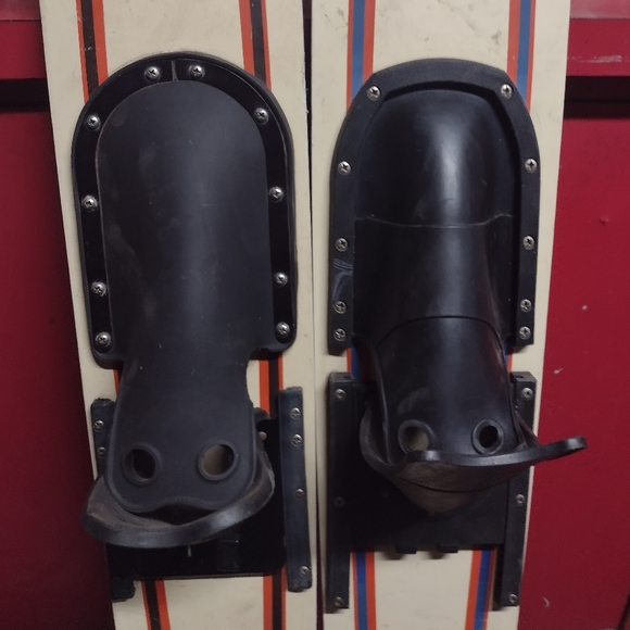 Conley water skis 250 - Picture 2 of 10